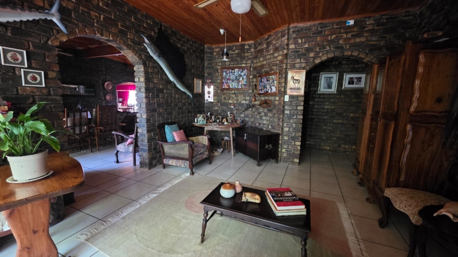 3 Bedroom Property for Sale in Hartbeesfontein North West